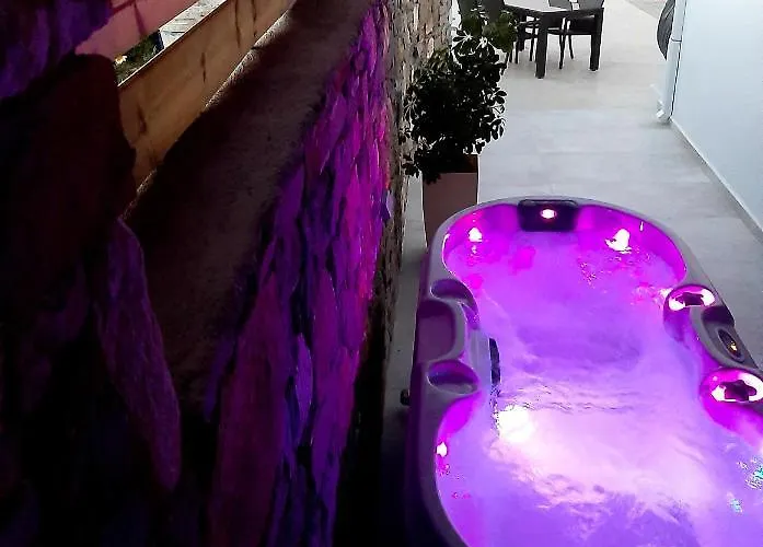 Appartamento Blue View #3 Luxury Sea View Private Jacuzzi Parasporos