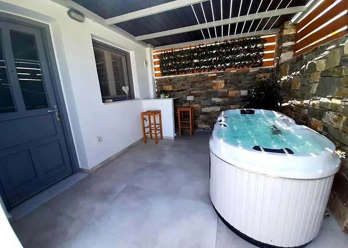 Blue View #3 Luxury Sea View Private Jacuzzi Apartamento Parasporos